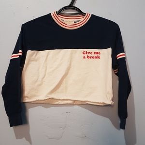 Cropped long sleeve top